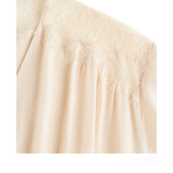 Mango Lace Appliqué Blouse Size L - Picture 3 of 6